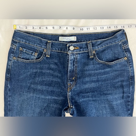 Levi's Boot Cut 515 Short Seam/Curvy Dark Blue Jeans Levi Strauss Size 12 S/C - Picture 3 of 16